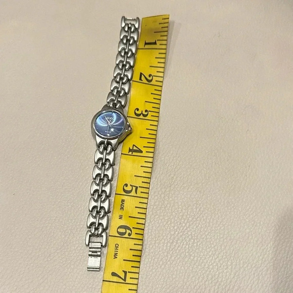 Gucci silver wrist watch - Picture 5 of 10